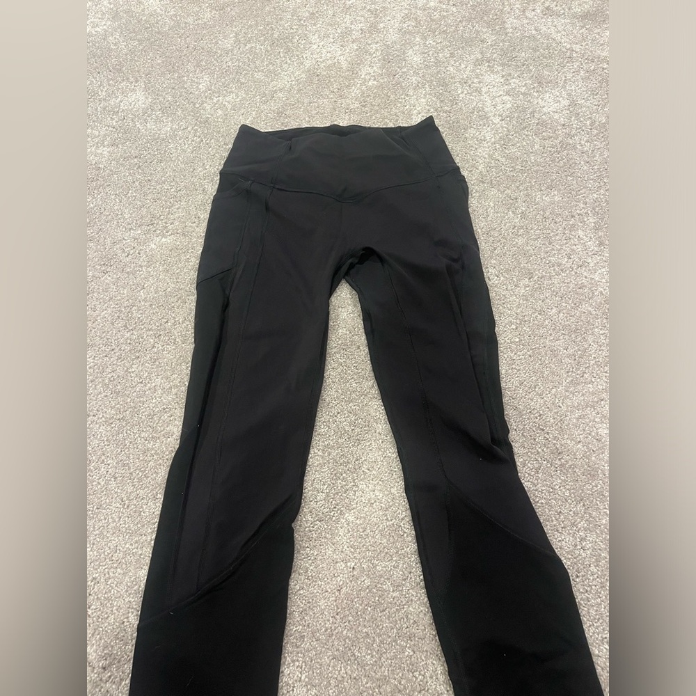 LULULEMON black leggings